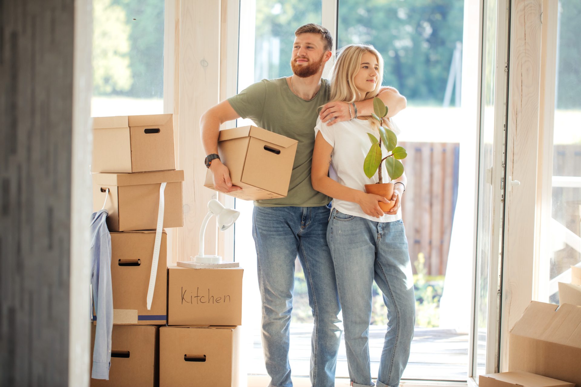 couple moving into a new home in Onondaga County NY